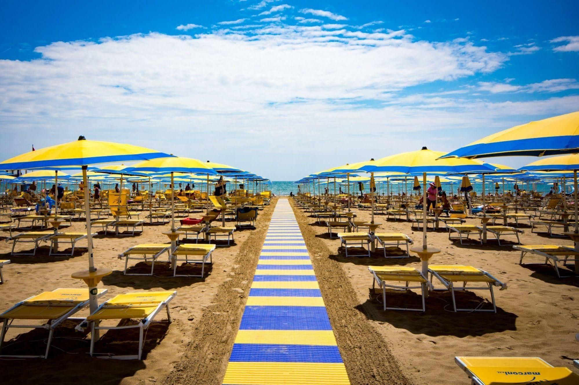 Hotel Venezuela Lido di Jesolo Eksteriør bilde