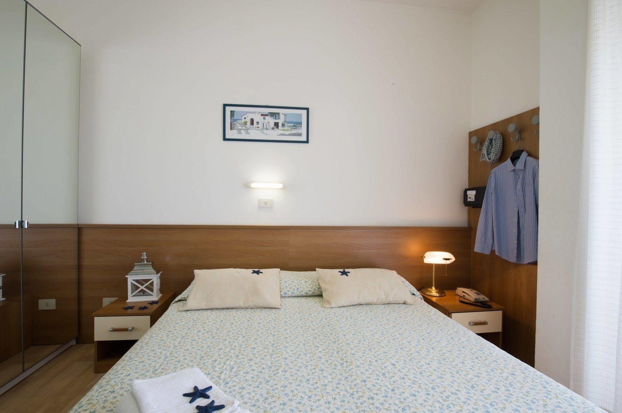 Hotel Venezuela Lido di Jesolo Eksteriør bilde